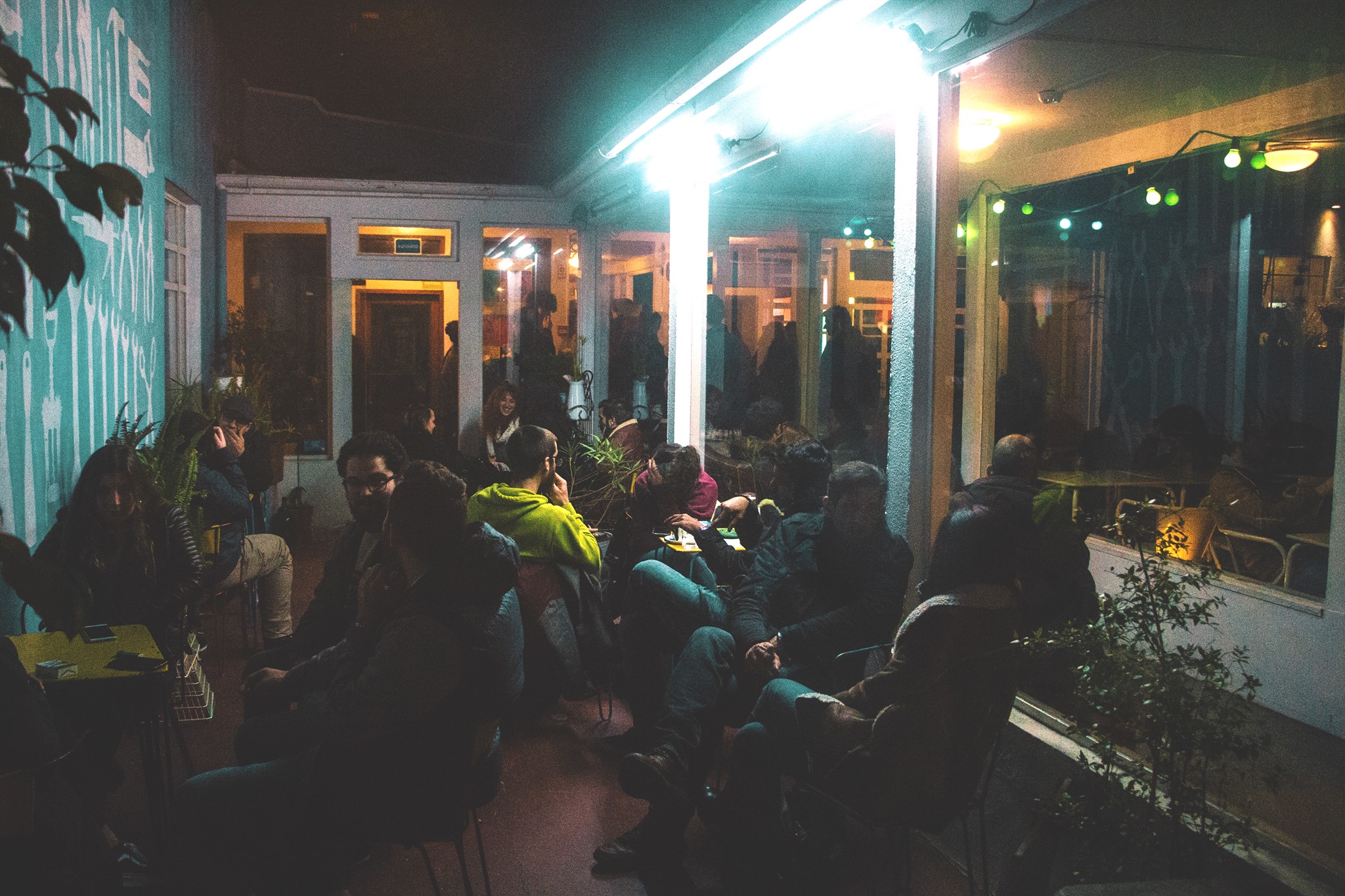 Petite terrasse du Maus Habitos - Bar - Espace alternatif - Porto